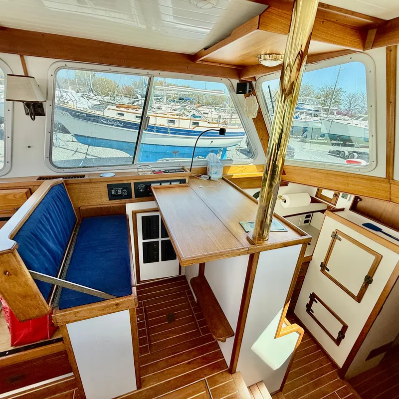 Slide: The Image of Shannon Custom Downeast 36 1993 - 10