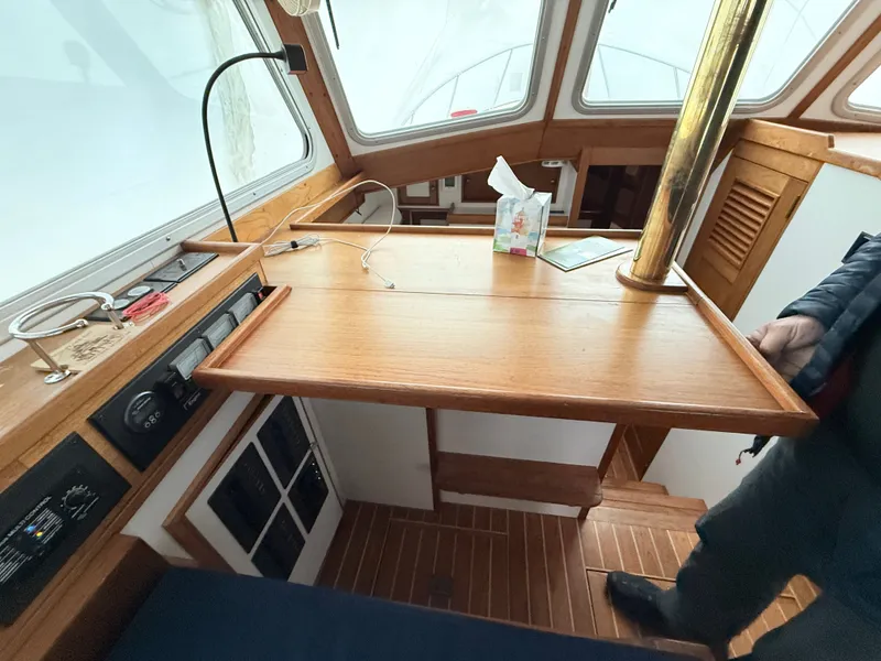 Slide: The Image of Shannon Custom Downeast 36 1993 - 15