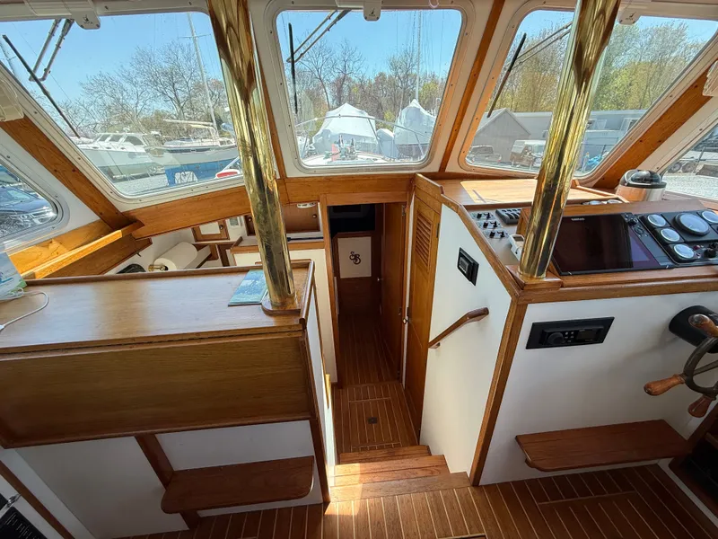 Slide: The Image of Shannon Custom Downeast 36 1993 - 24