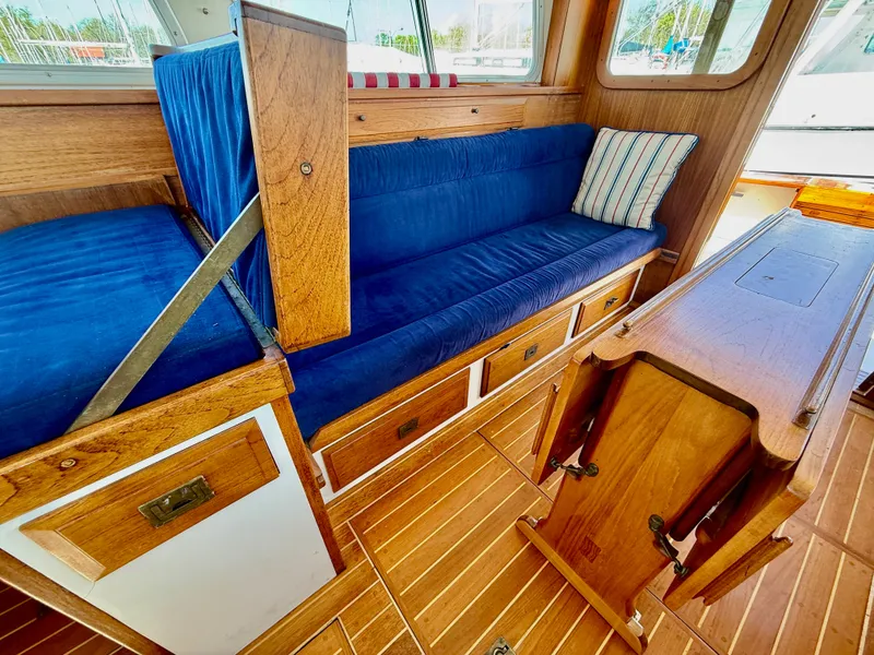 Slide: The Image of Shannon Custom Downeast 36 1993 - 25