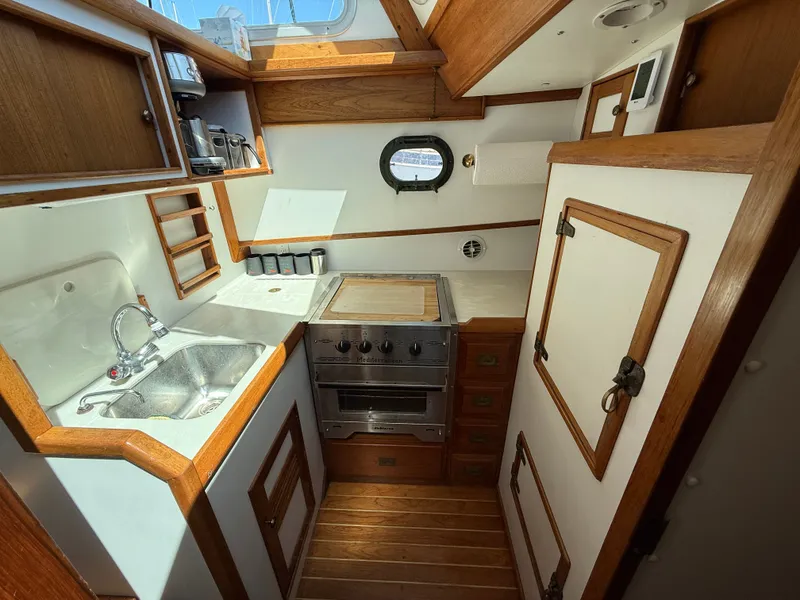 Slide: The Image of Shannon Custom Downeast 36 1993 - 40