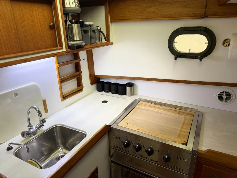 Slide: The Image of Shannon Custom Downeast 36 1993 - 46