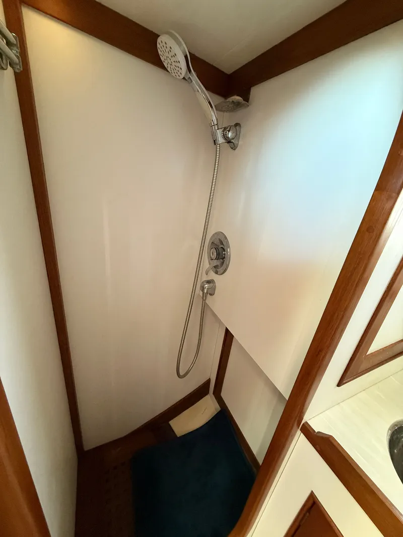 Slide: The Image of Shannon Downeast Custom 36 1993 - 52