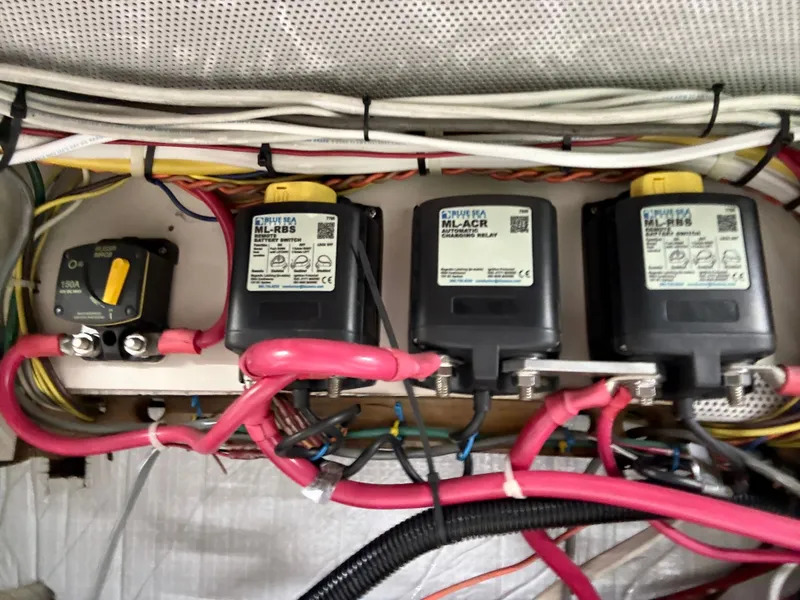 Slide: The Image of Shannon Downeast Custom 36 1993 - 65