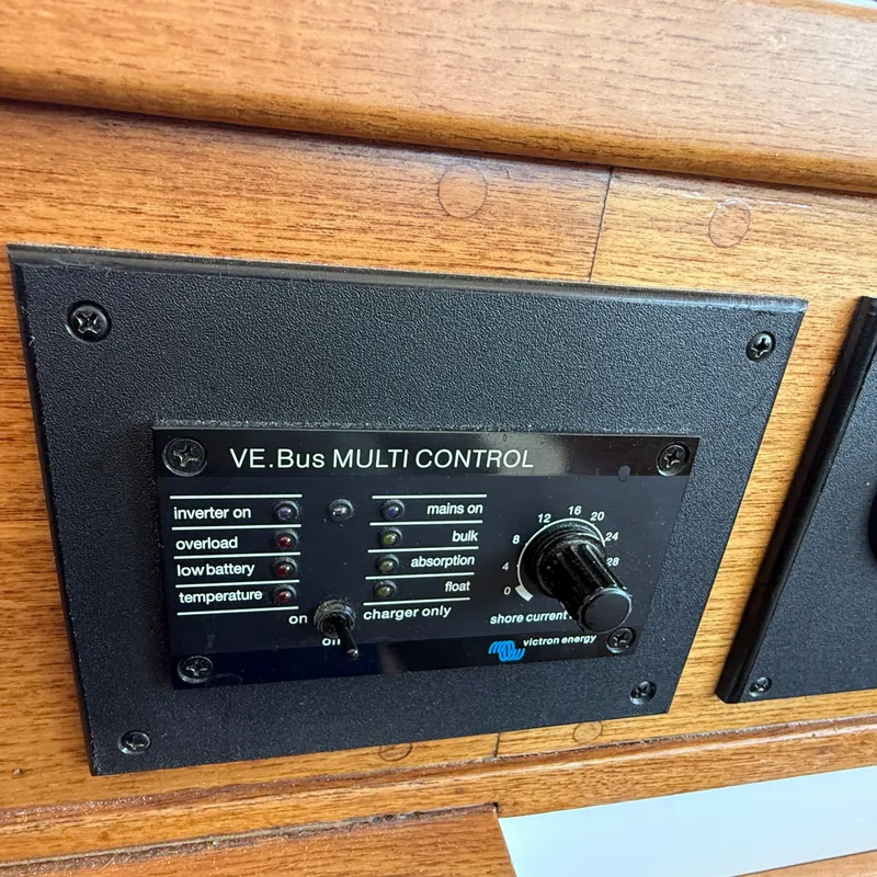 Slide: The Image of Shannon Downeast Custom 36 1993 - 80