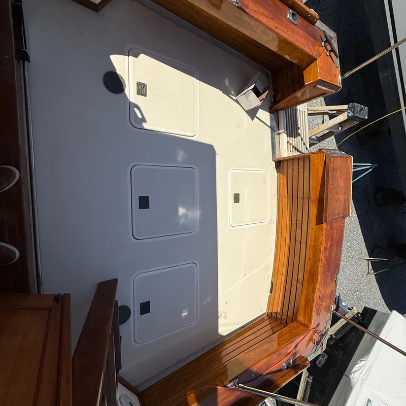 Slide: The Image of Shannon Downeast Custom 36 1993 - 93