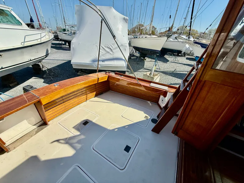 Slide: The Image of Shannon Downeast Custom 36 1993 - 95