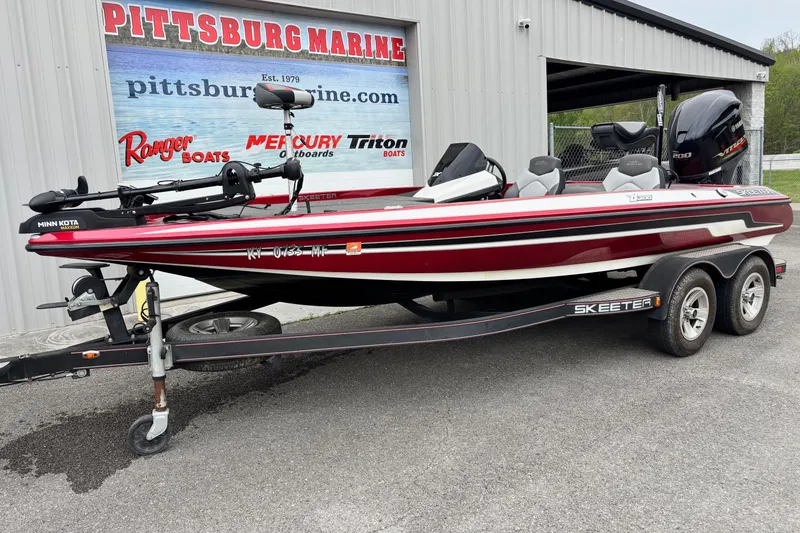 Slide: The Image of 2016 Skeeter ZX200 bass boat on trailer at Pittsburg Marine dealership. - 1