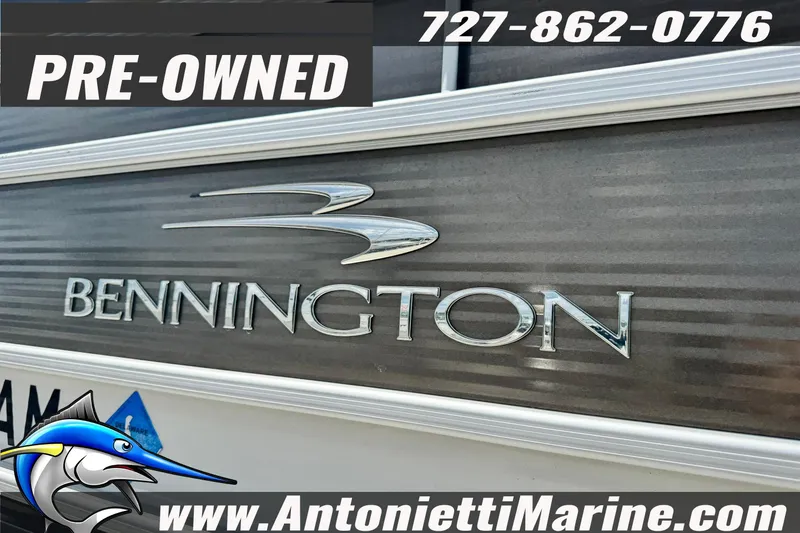 Slide: The Image of Pre-owned 2016 Bennington 2550 RS boat for sale at Antonietti Marine. - 5