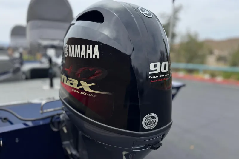 Slide: The Image of 2024 G3 Sportsman 1710 boat with Yamaha 90 horsepower four-stroke outboard motor. - 7