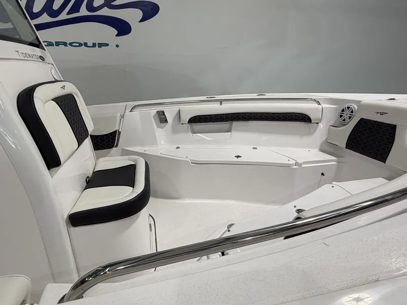 Slide: The Image of Tidewater 232 LXF 2026 - 25