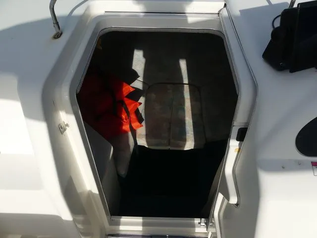 Slide: The Image of Sea Ray VS 21 1996 - 10