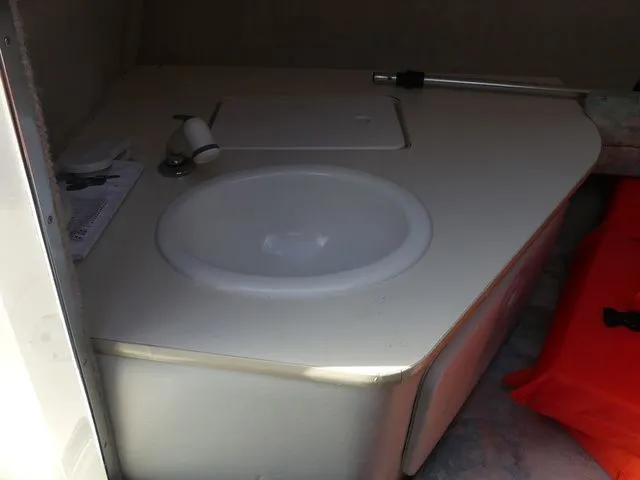 Slide: The Image of Sea Ray VS 21 1996 - 14