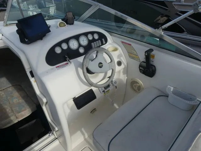 Slide: The Image of Sea Ray VS 21 1996 - 17