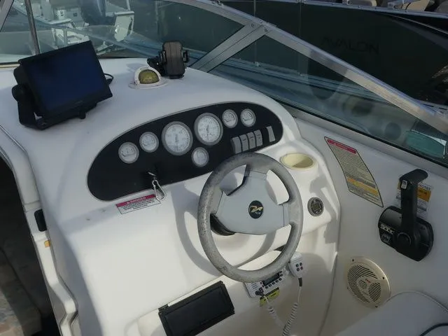 Slide: The Image of Sea Ray VS 21 1996 - 18