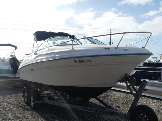 Slide: The Image of Sea Ray VS 21 1996 - 3