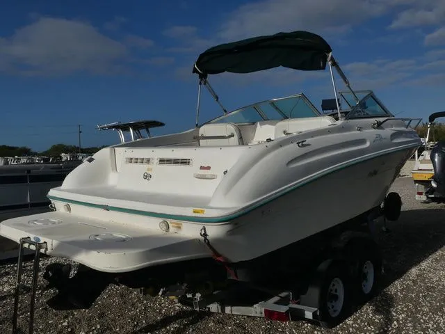 Slide: The Image of Sea Ray VS 21 1996 - 4