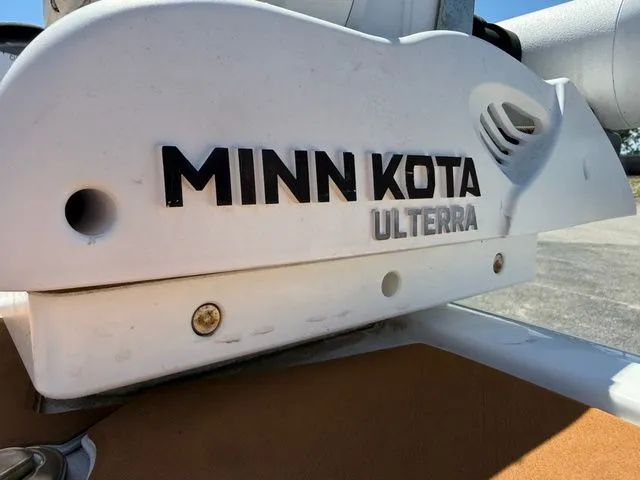 Slide: The Image of Sportsman Masters 267OE Bay Boat 2023 - 13