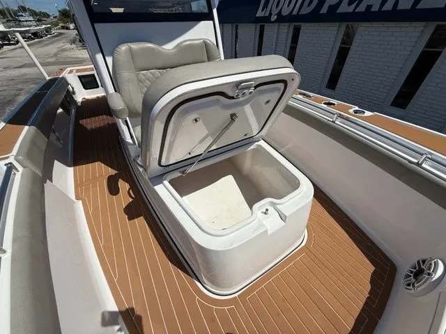 Slide: The Image of Sportsman Masters 267OE Bay Boat 2023 - 16