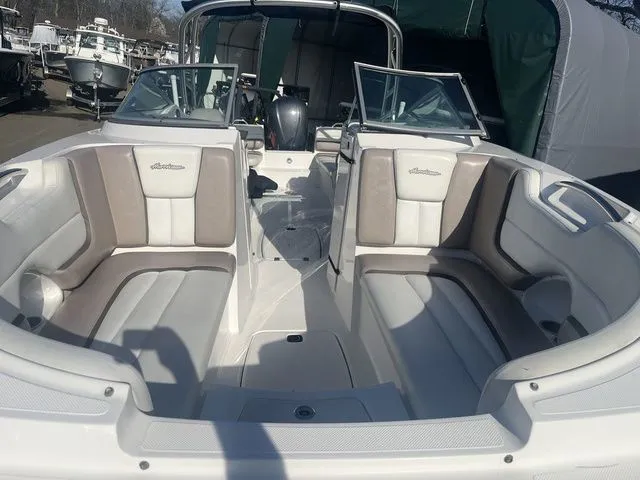 Slide: The Image of Hurricane SunDeck 2690 OB 2014 - 4