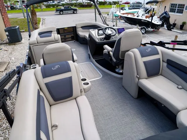 Slide: The Image of Barletta 22 QC 2023 - 13