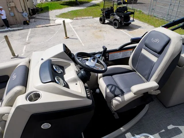 Slide: The Image of Barletta 22 QC 2023 - 30