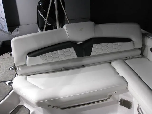 Slide: The Image of Four Winns HD3C OB W/ MERCURY 250XL VERADO 2025 - 22