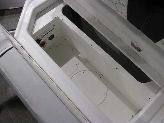 Slide: The Image of Four Winns HD3C OB W/ MERCURY 250XL VERADO 2025 - 25