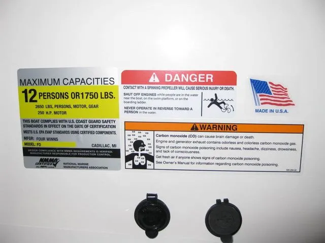 Slide: The Image of Four Winns HD3C OB W/ MERCURY 250XL VERADO 2025 - 31