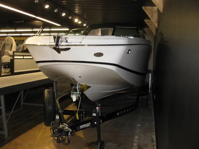 Slide: The Image of Four Winns HD3C OB W/ MERCURY 250XL VERADO 2025 - 41