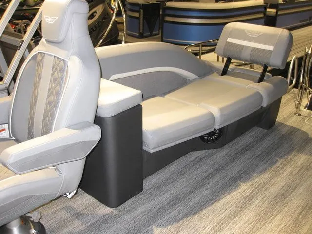 Slide: The Image of Bennington 24MSLSF Tritoon W/200 HP Yamaha Motor 2026 - 26