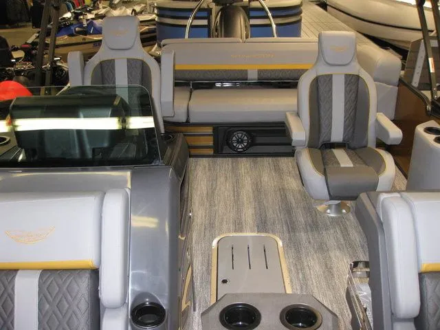 Slide: The Image of Bennington M Swingback 22 MSB 2026 - 13