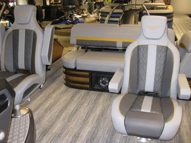 Slide: The Image of Bennington M Swingback 22 MSB 2026 - 16