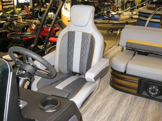 Slide: The Image of Bennington M Swingback 22 MSB 2026 - 18