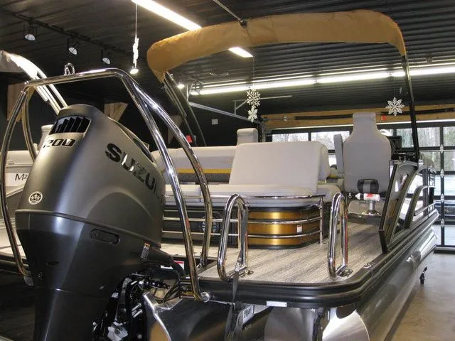 Slide: The Image of Bennington M Swingback 22 MSB 2026 - 5