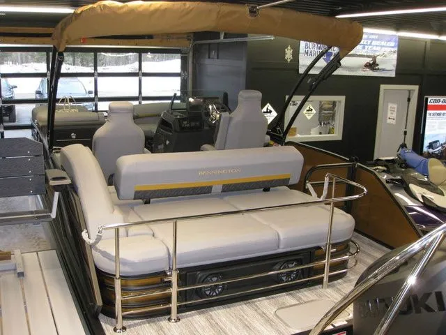 Slide: The Image of Bennington M Swingback 22 MSB 2026 - 7