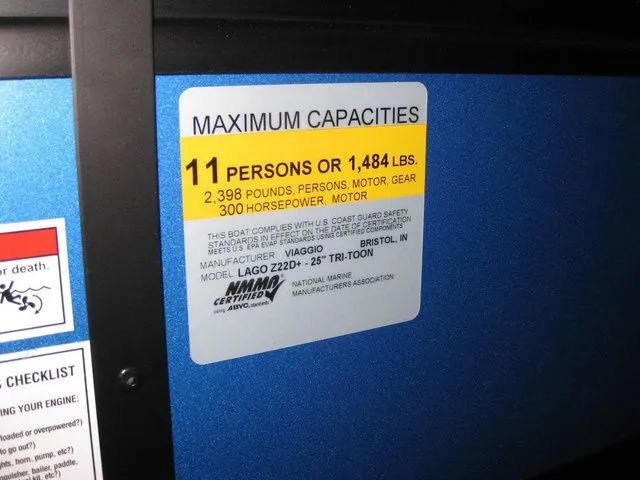 Slide: The Image of Viaggio Z22D TRI-TOON W/ YAMAHA F250XB MOTOR 2026 - 19