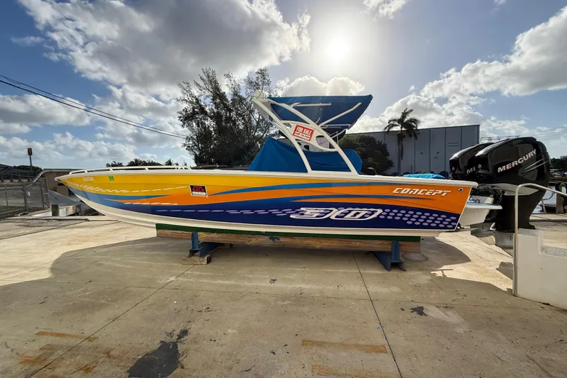 The Image of Concept Boats 30 PF Open Fish 2006 - undefined