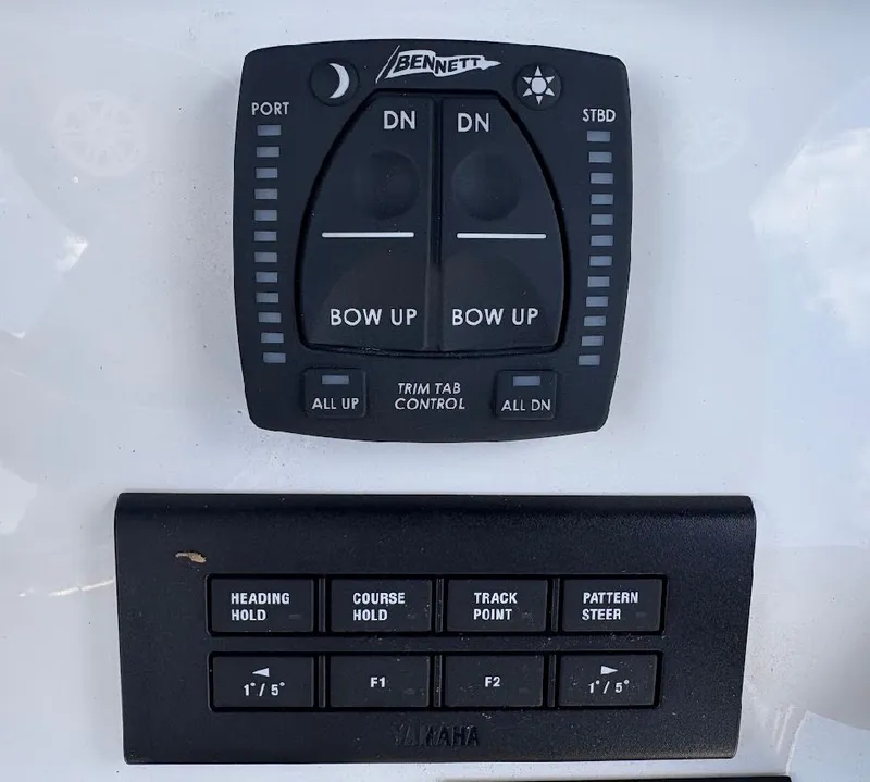 Slide: The Image of Key West 244 Center Console 2026 - 17