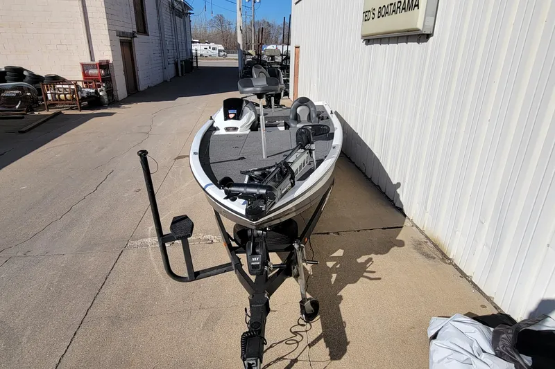 Slide: The Image of 2019 Vexus AVX1980 boat motor with stainless steel propeller on concrete surface. - 8