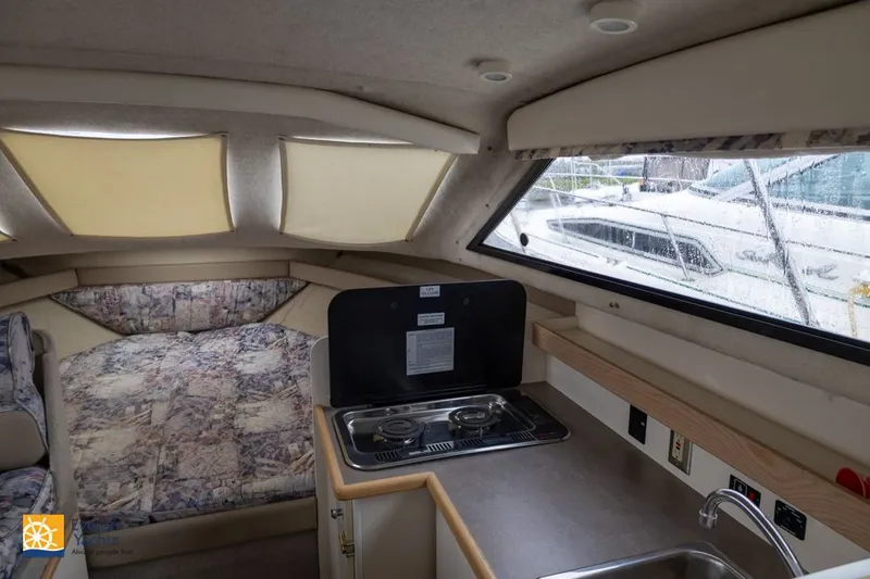 Slide: The Image of Bayliner 2859 Ciera Express 1997 - 16