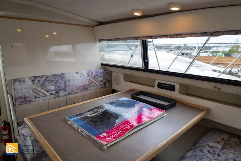 Slide: The Image of Bayliner 2859 Ciera Express 1997 - 17