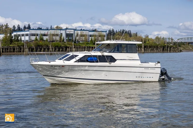 Slide: The Image of Bayliner 2859 Ciera Express 1997 - 2