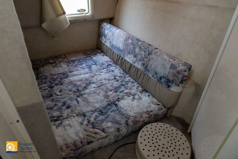 Slide: The Image of Bayliner 2859 Ciera Express 1997 - 20
