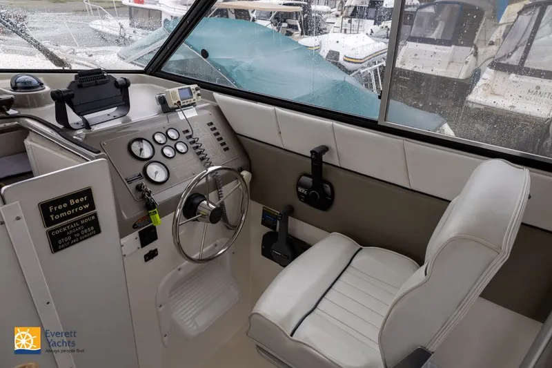 Slide: The Image of Bayliner 2859 Ciera Express 1997 - 32