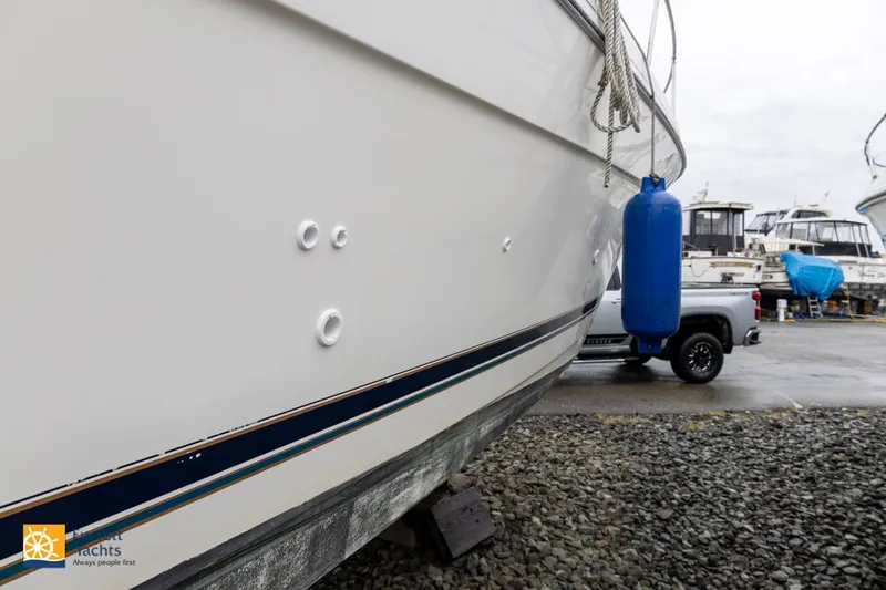 Slide: The Image of Bayliner 2859 Ciera Express 1997 - 34