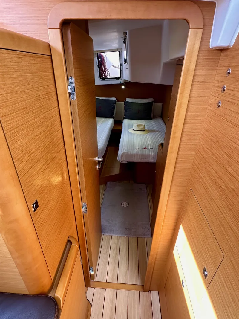 Slide: The Image of Jeanneau 57 2014 - 102