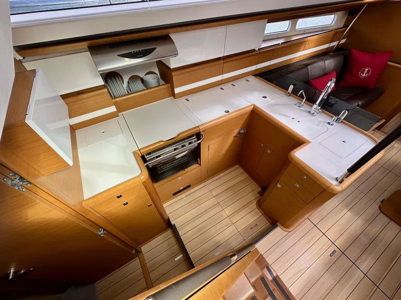 Slide: The Image of Jeanneau 57 2014 - 72