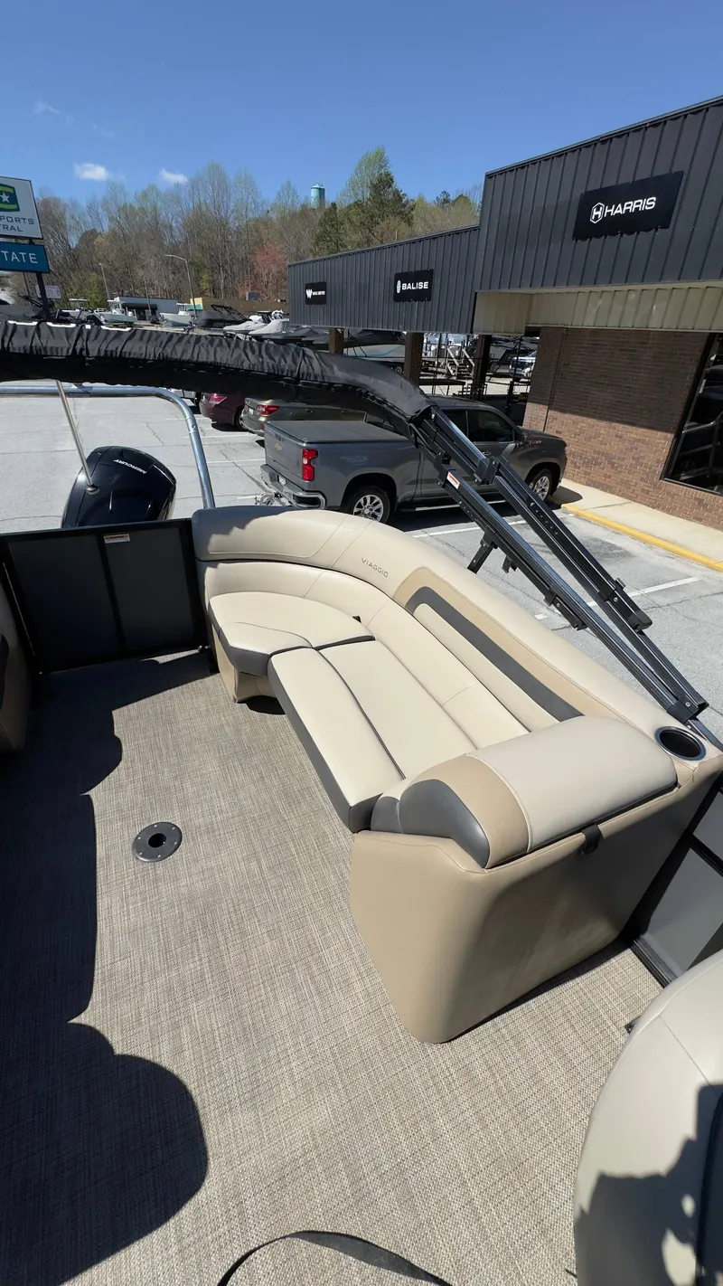 Slide: The Image of Viaggio Lago 22 U 2022 - 10