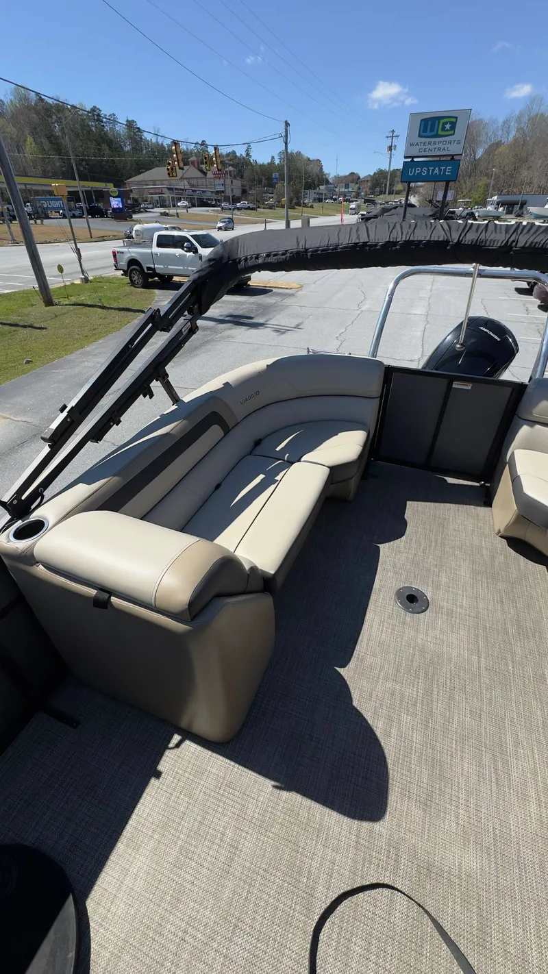 Slide: The Image of Viaggio Lago 22 U 2022 - 11